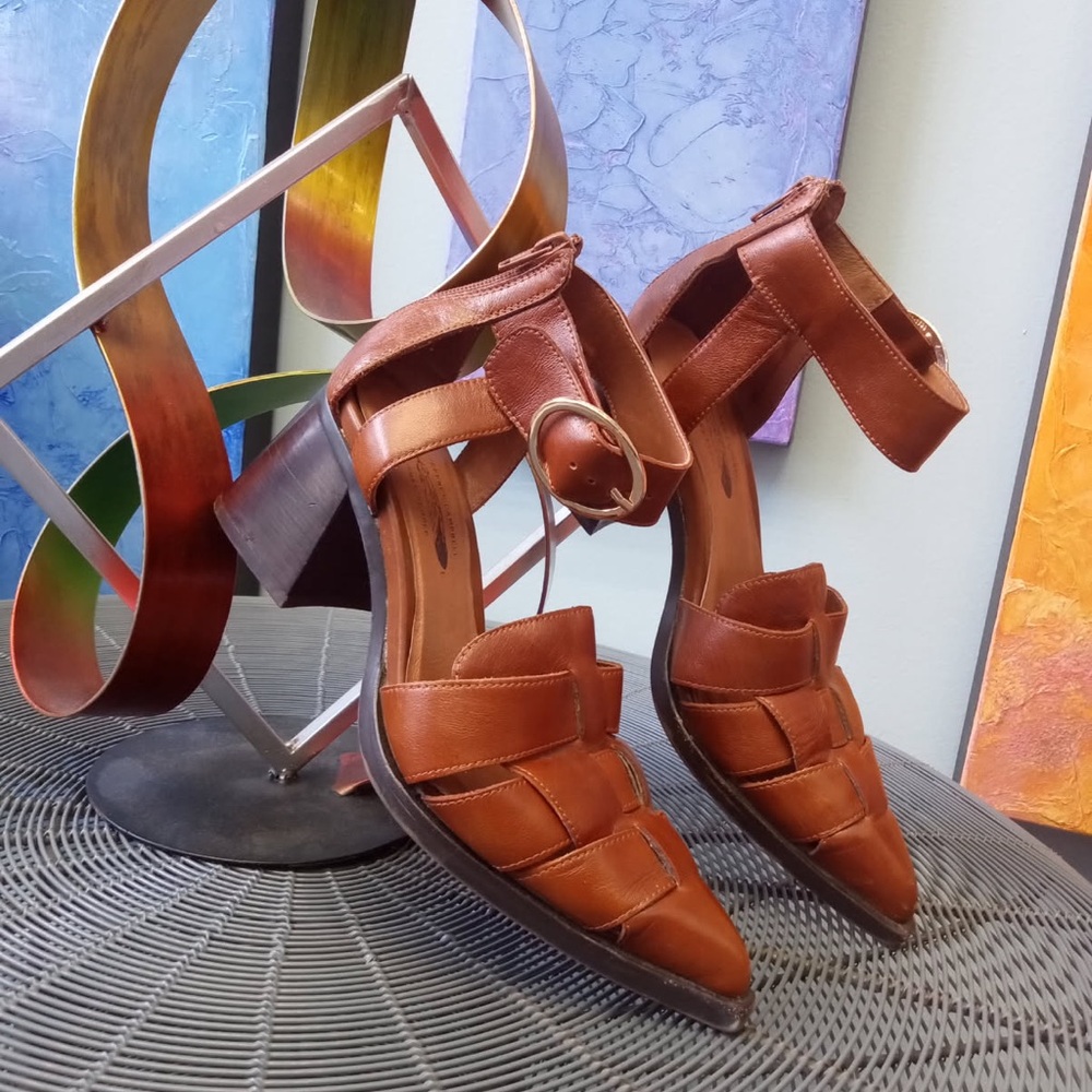 Brown Leather Flats with Geometric Design